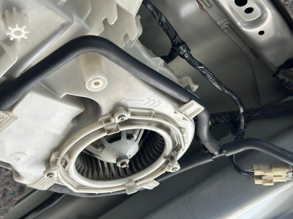Lester's AC work image